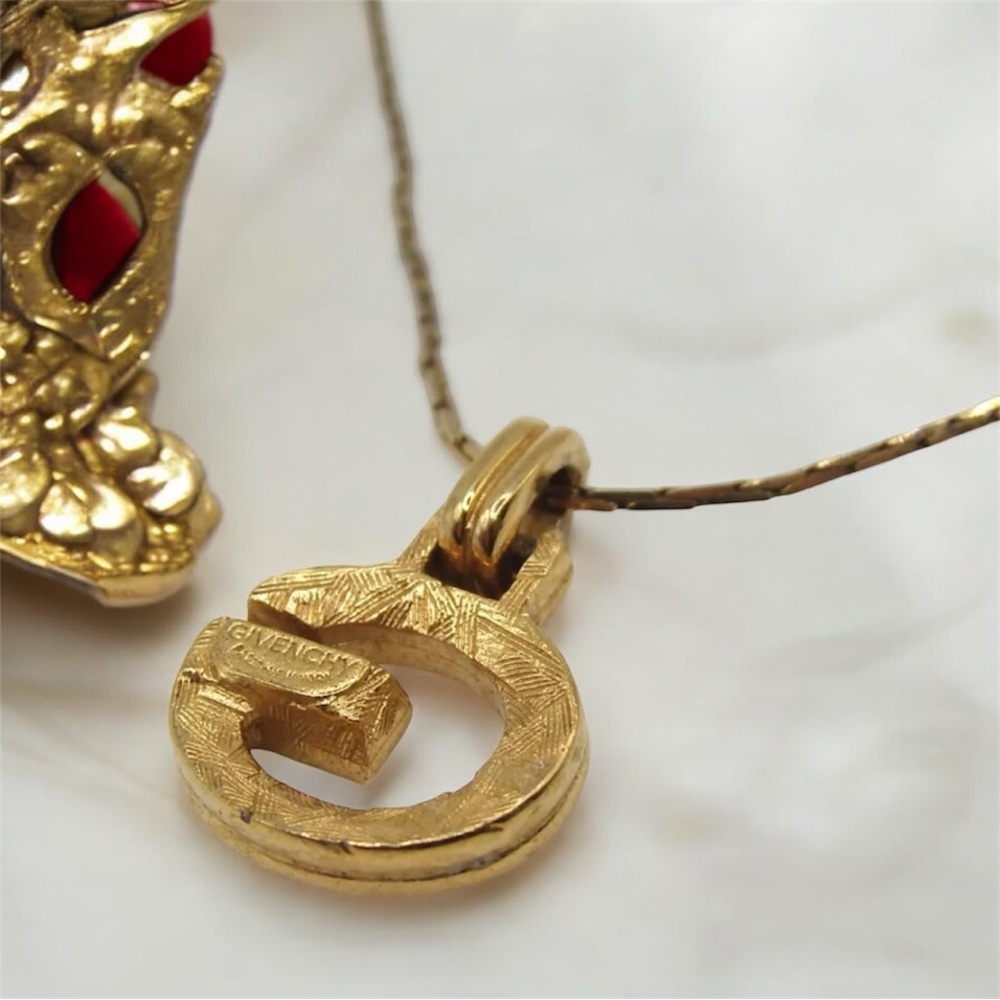 GIVENCHY G Logo Necklace ✨🤩 - Picture 5 of 9